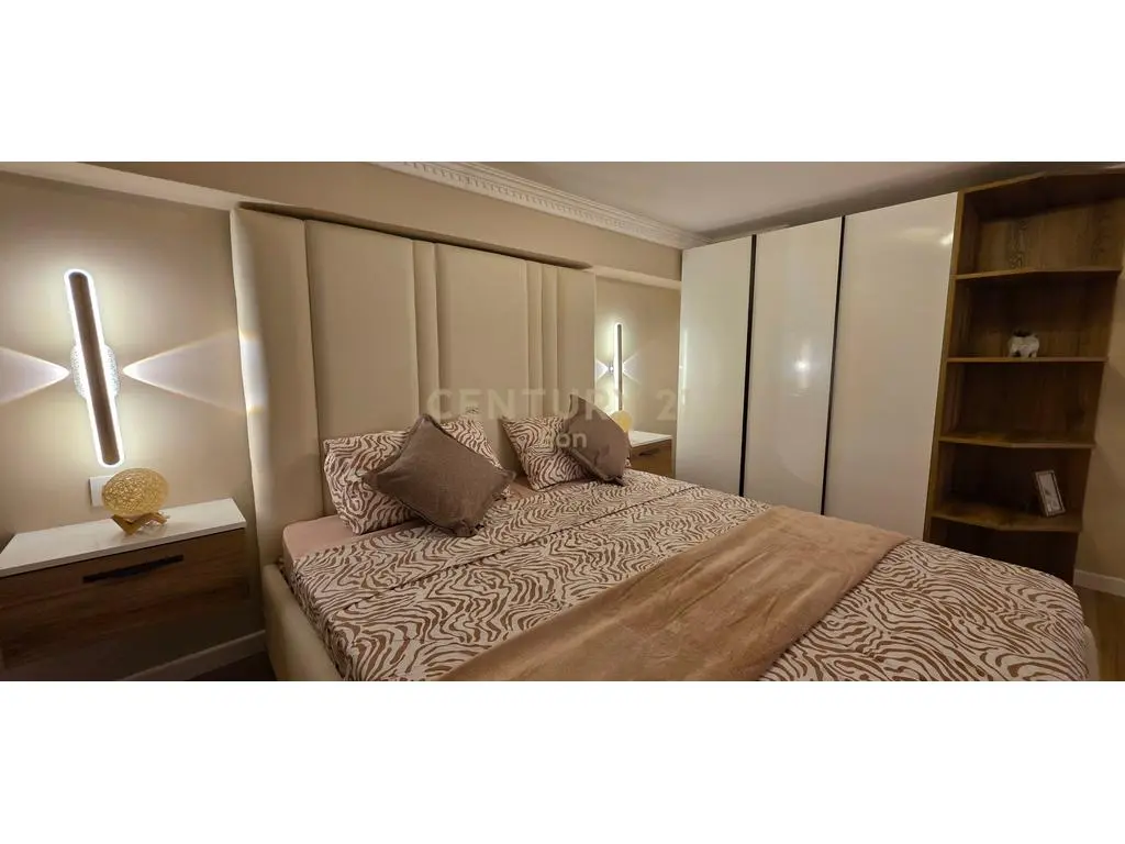 Estudio en venta con parking, Playa de Durrës