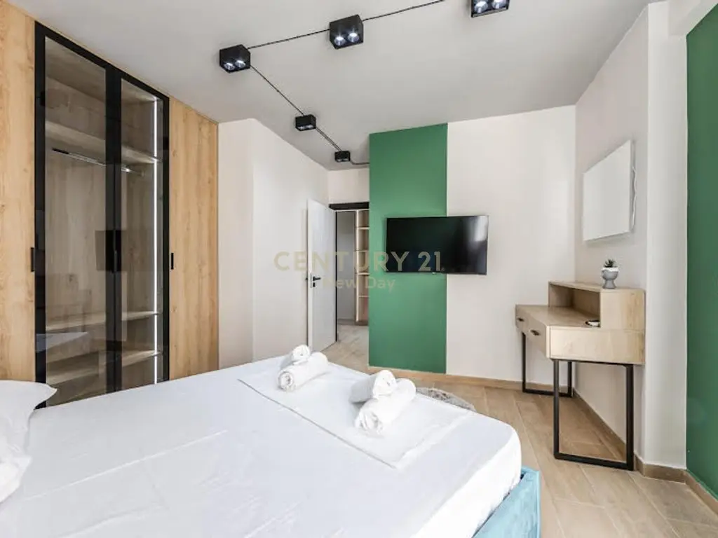 Dúplex en venta en Shkembi i Kavajes con vista al mar