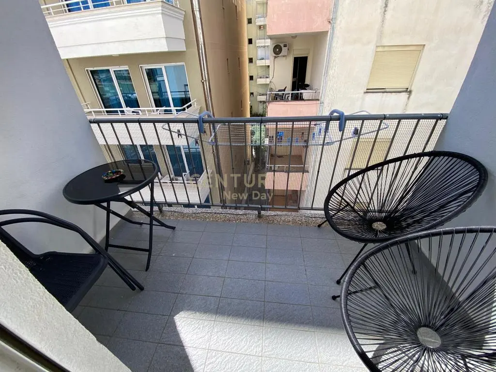 Apartamento 2+1 en venta en Kavajë