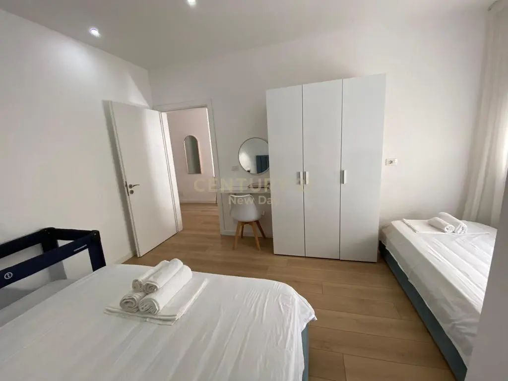 Apartamento 2+1 en venta en Kavajë