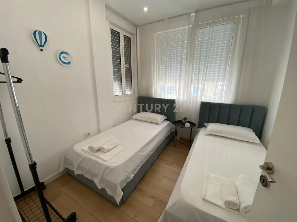 Apartamento 2+1 en venta en Kavajë