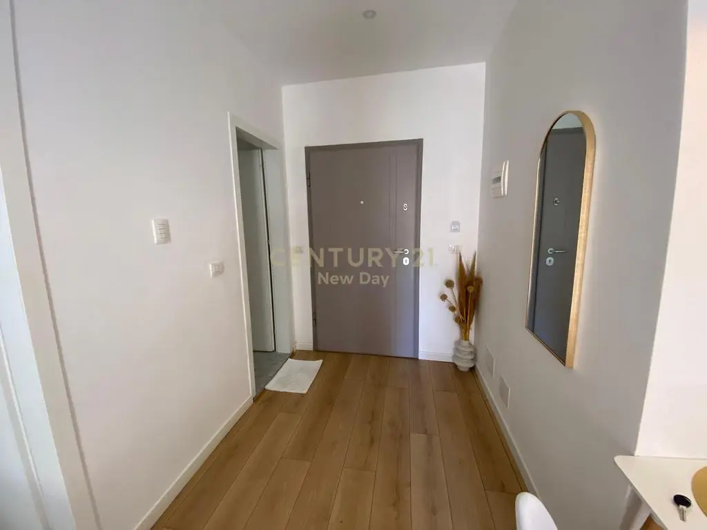 Apartamento 2+1 en venta en Kavajë