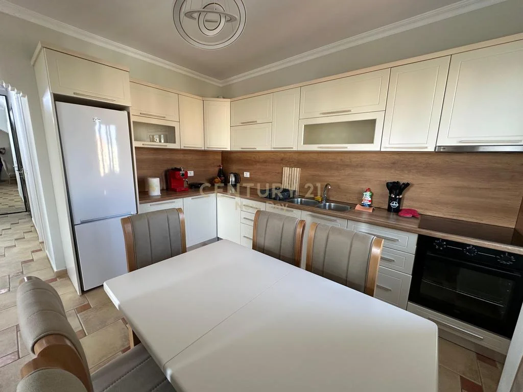 Apartamento 2+1+2 baños en venta en la playa, Durrës - 90 m²