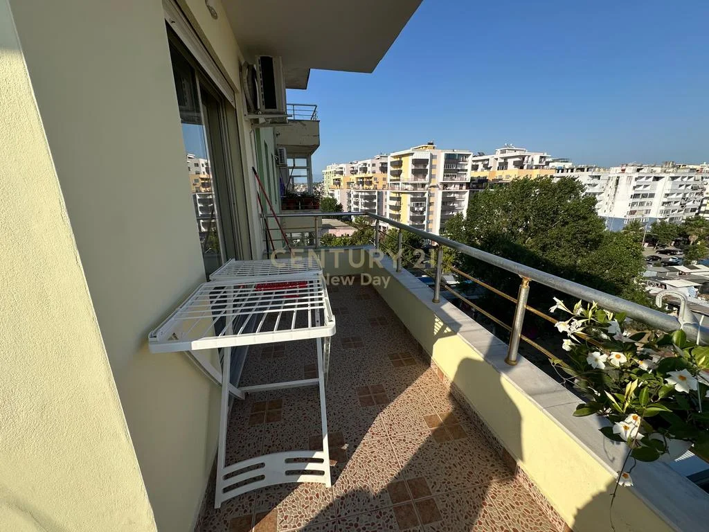Apartamento 2+1+2 baños en venta en la playa, Durrës - 90 m²