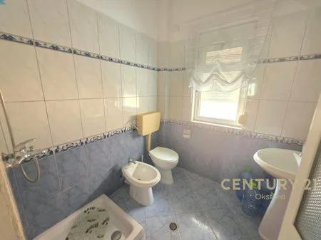 Apartamento 2+1+2 baños en venta en la playa, Durrës - 90 m²