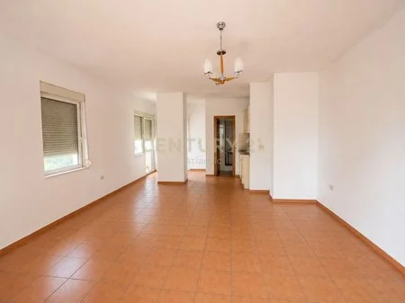 Apartamento 2+1+2 baños en venta en la playa, Durrës - 90 m²