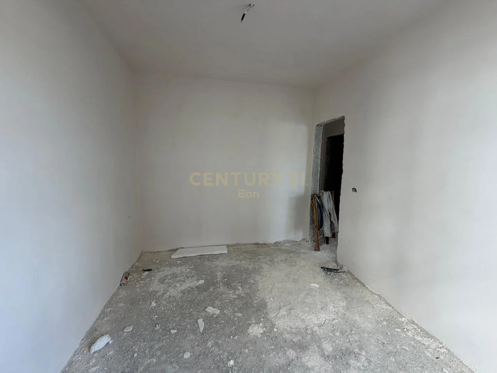 Apartamento 1+1 en venta en Mali i Robit, Durrës - 72.040 €