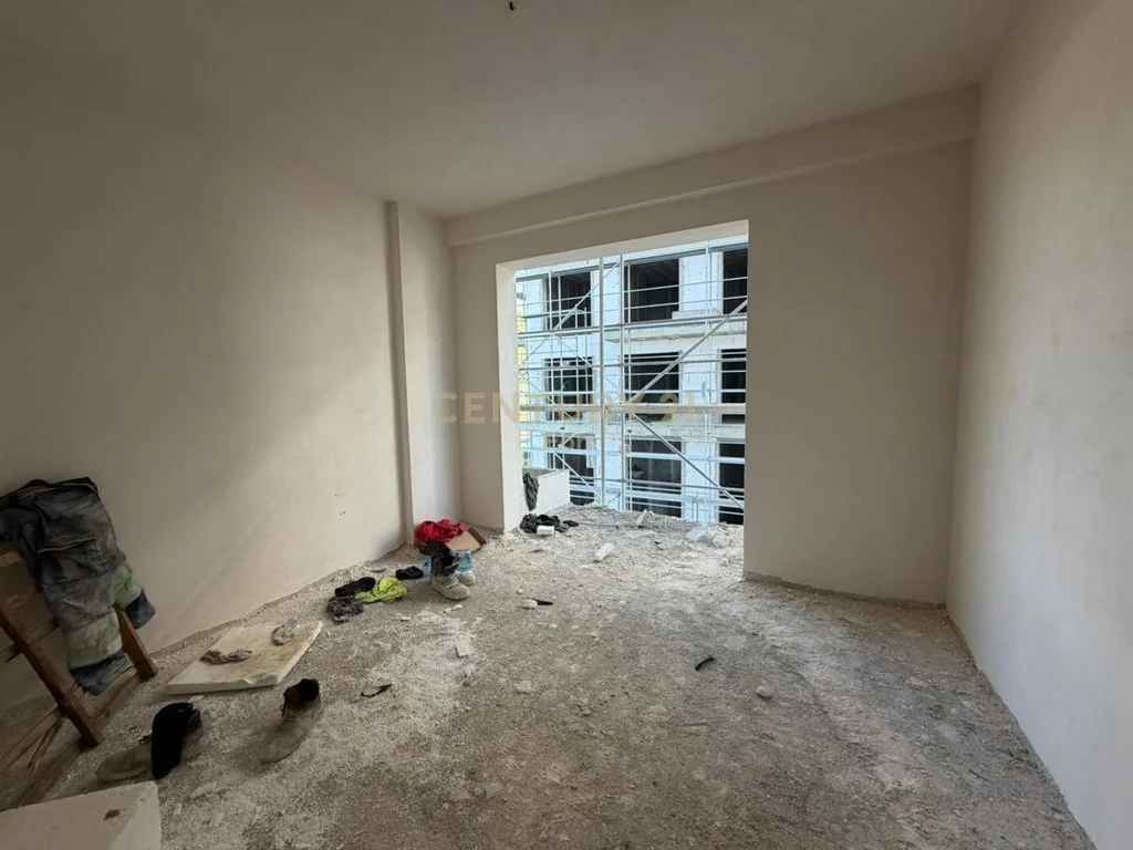 Apartamento 1+1 en venta en Mali i Robit, Durrës - 72.040 €