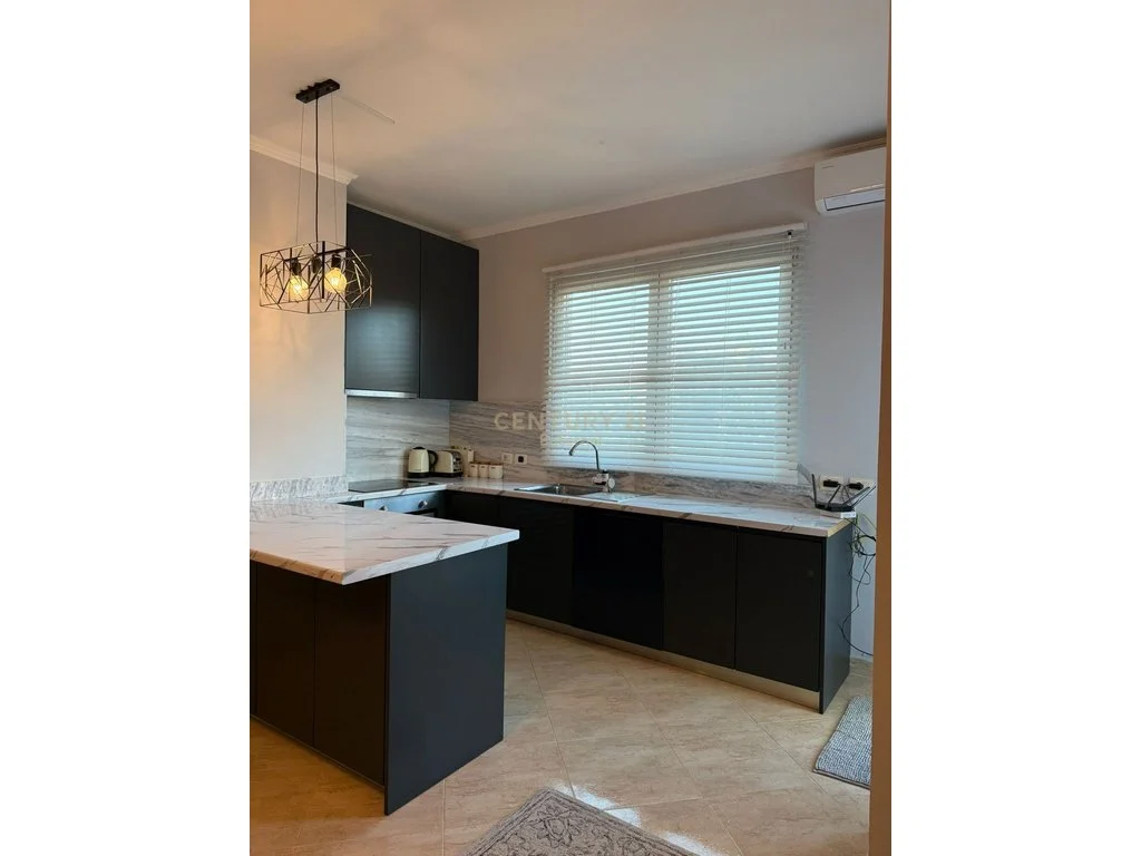 Apartamento 1+1 en venta en la playa de Golem