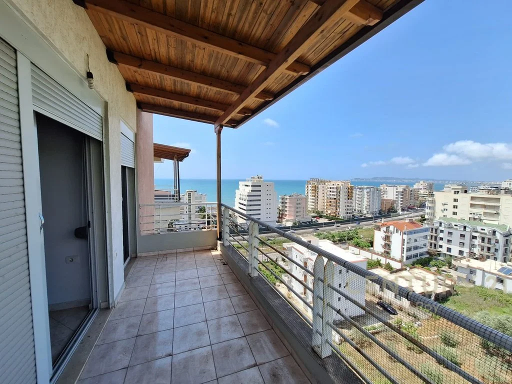 Apartamento 2+1 con vista al mar en venta en Shkallnur, Durrës - 95.735 € | 85 m²