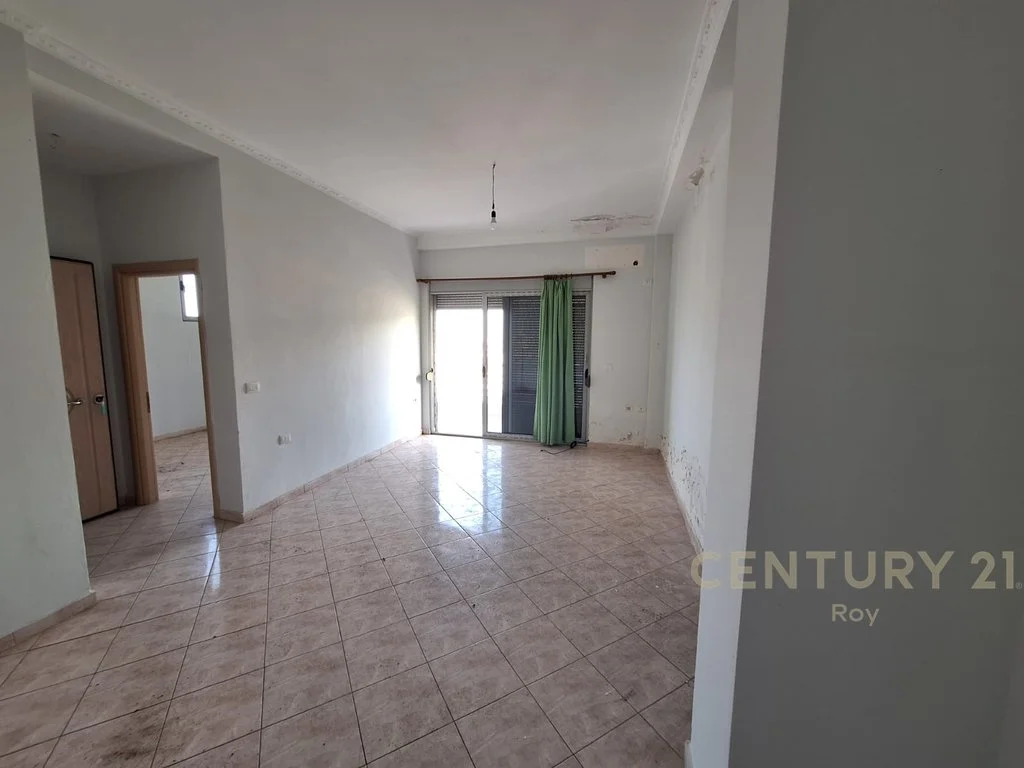 Apartamento 2+1 con vista al mar en venta en Shkallnur, Durrës - 95.735 € | 85 m²
