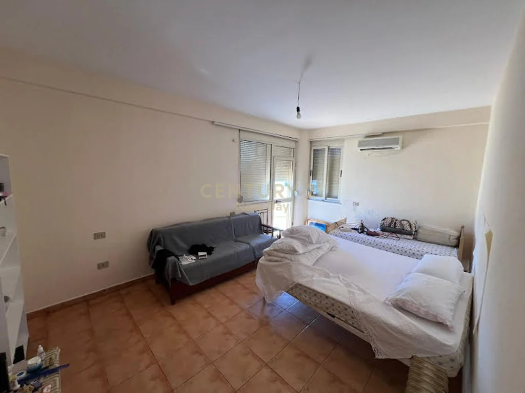 Apartamento 2+1 en venta en la playa
