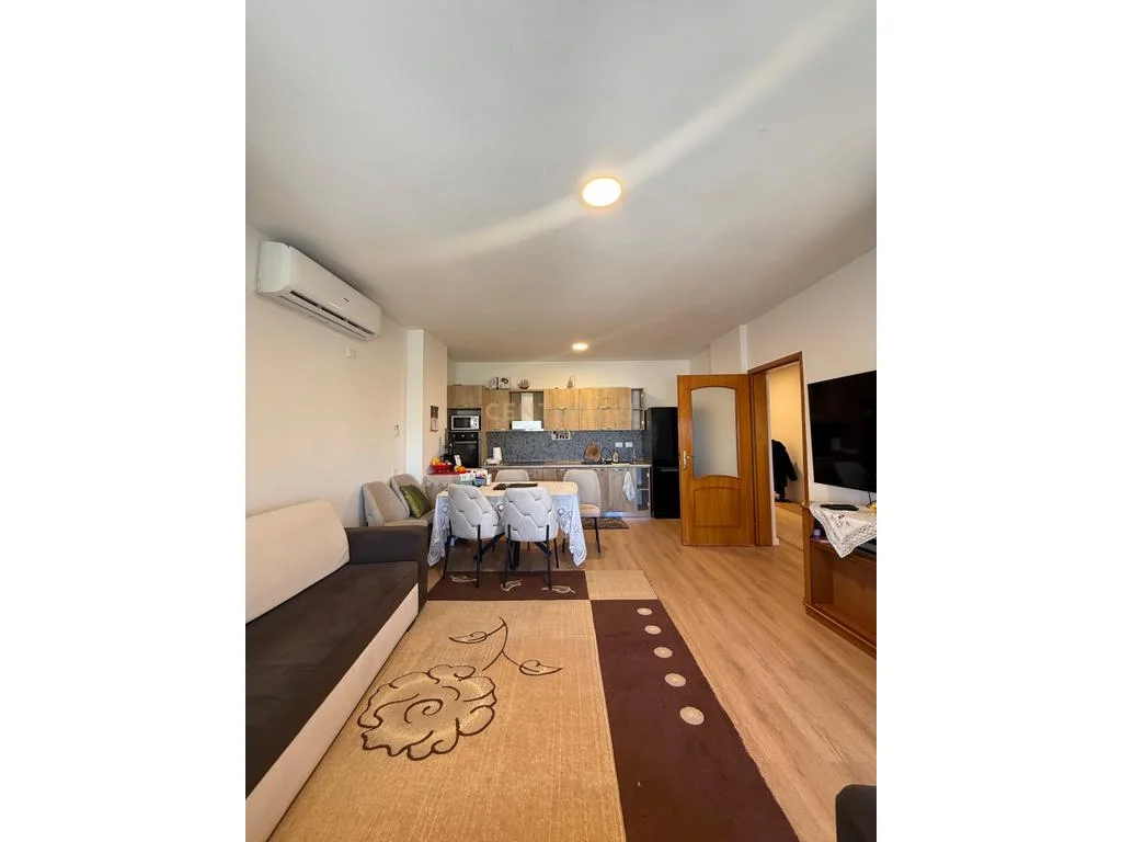 Apartamento 2+1 en venta junto a la playa