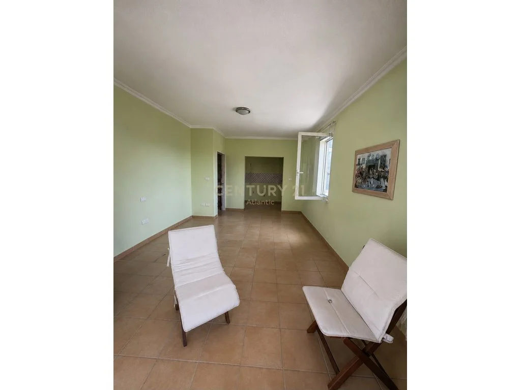 Apartamento 2+1+2 en venta en Plazh, Durrës