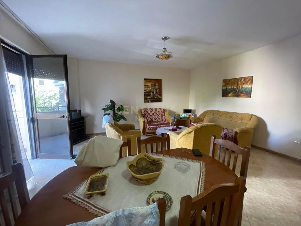 Apartment 2+1+2 for sale in Hekurudha, Plazh