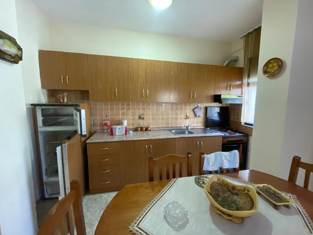 Apartment 2+1+2 for sale in Hekurudha, Plazh