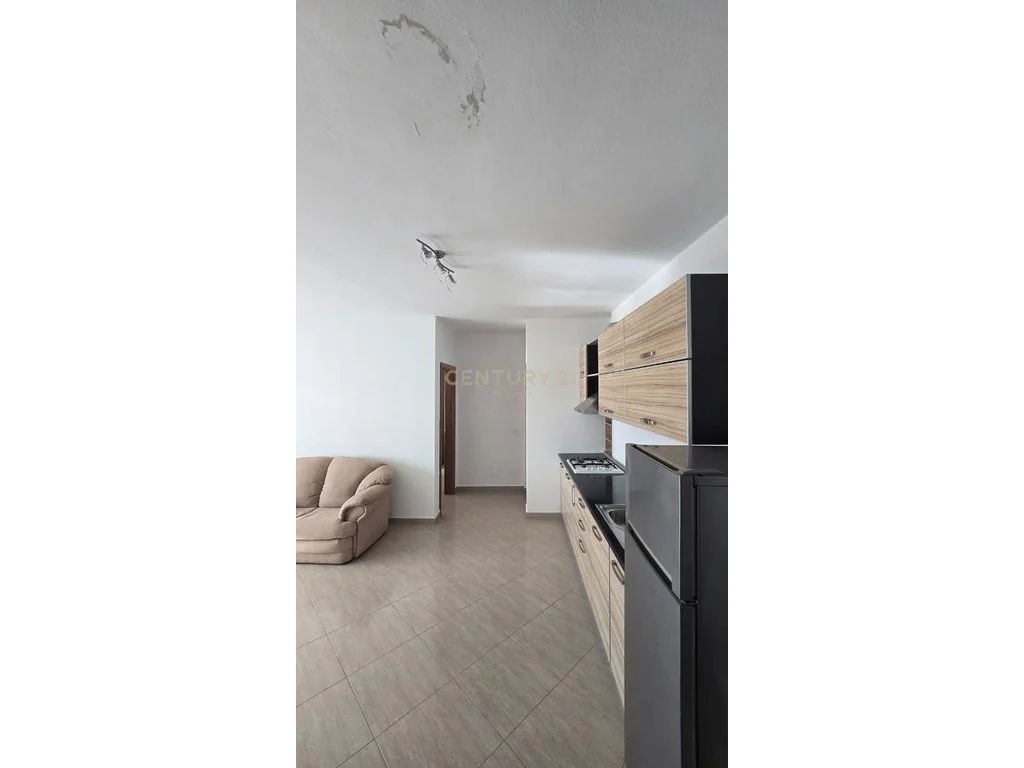 Apartamento 1+1 en venta en la playa, Durrës