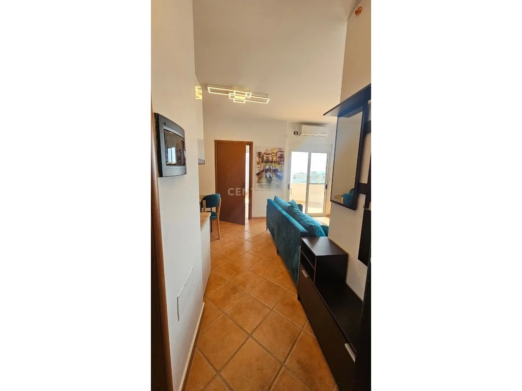 Apartamento 2+1 en venta con vista al mar en Shkëmbi i Kavajës, Durrës