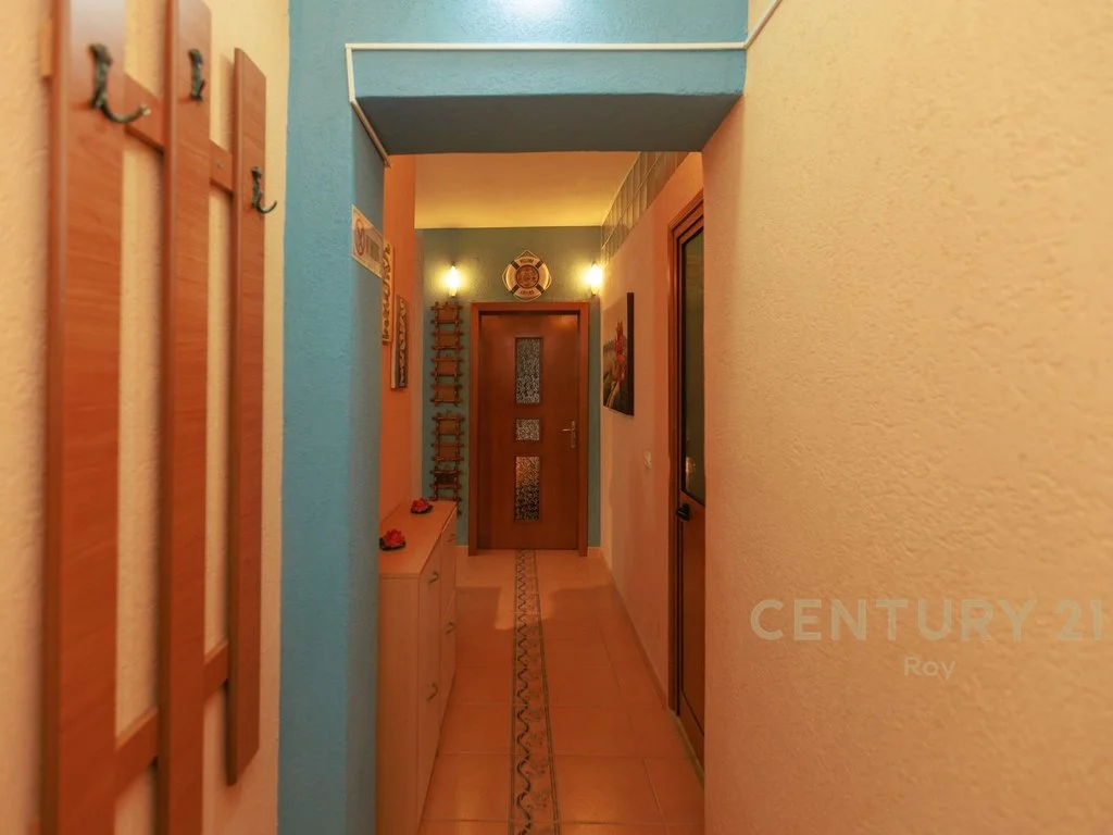 Apartamento 3+1+2 con vista al mar en venta en Golem, Durrës
