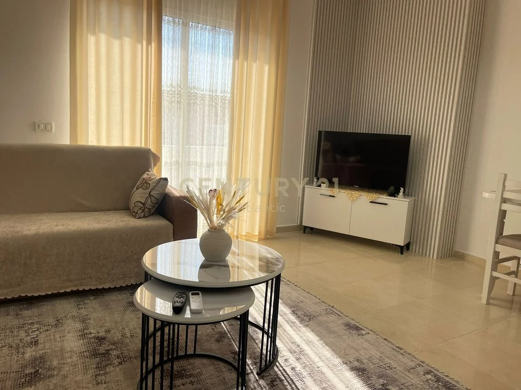 Apartamento 1+1 con 2 balcones en venta en Plazh Iliria, Durrës