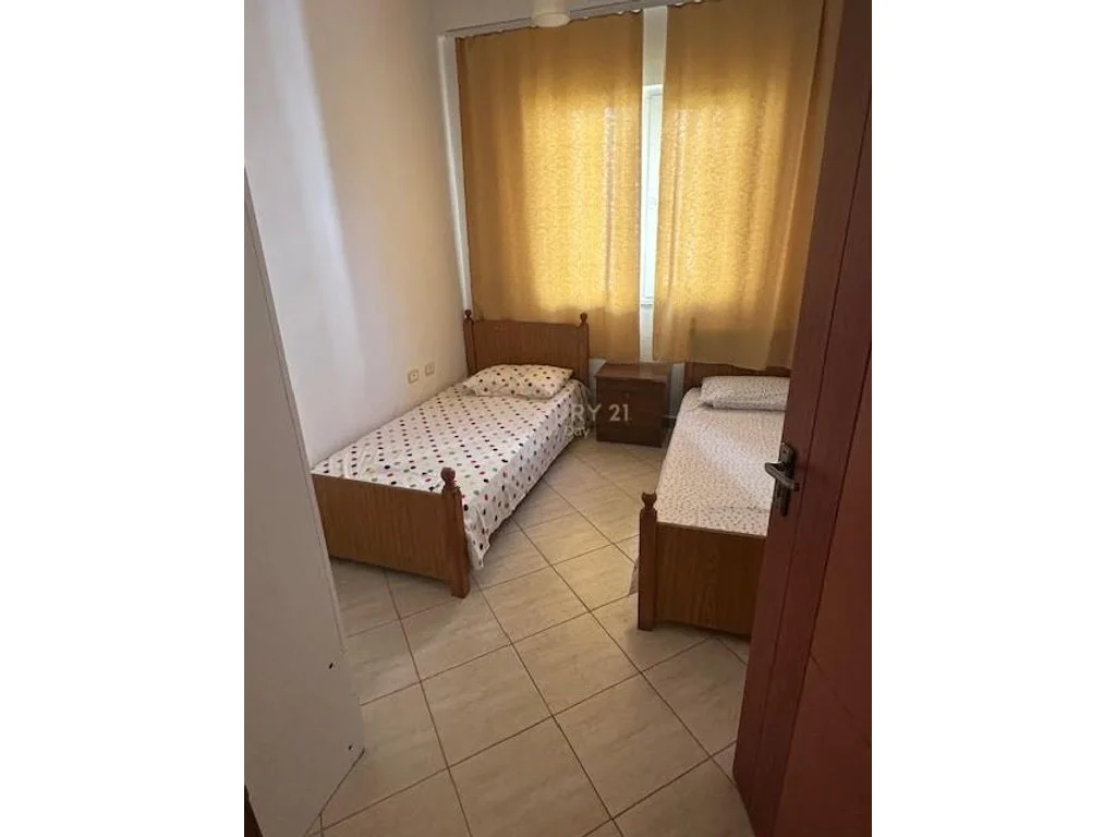 Apartamento 2+1 frente al mar en venta