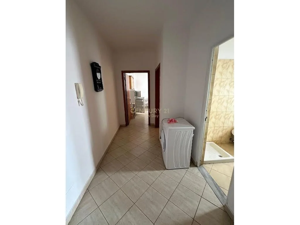 Apartamento 2+1 frente al mar en venta