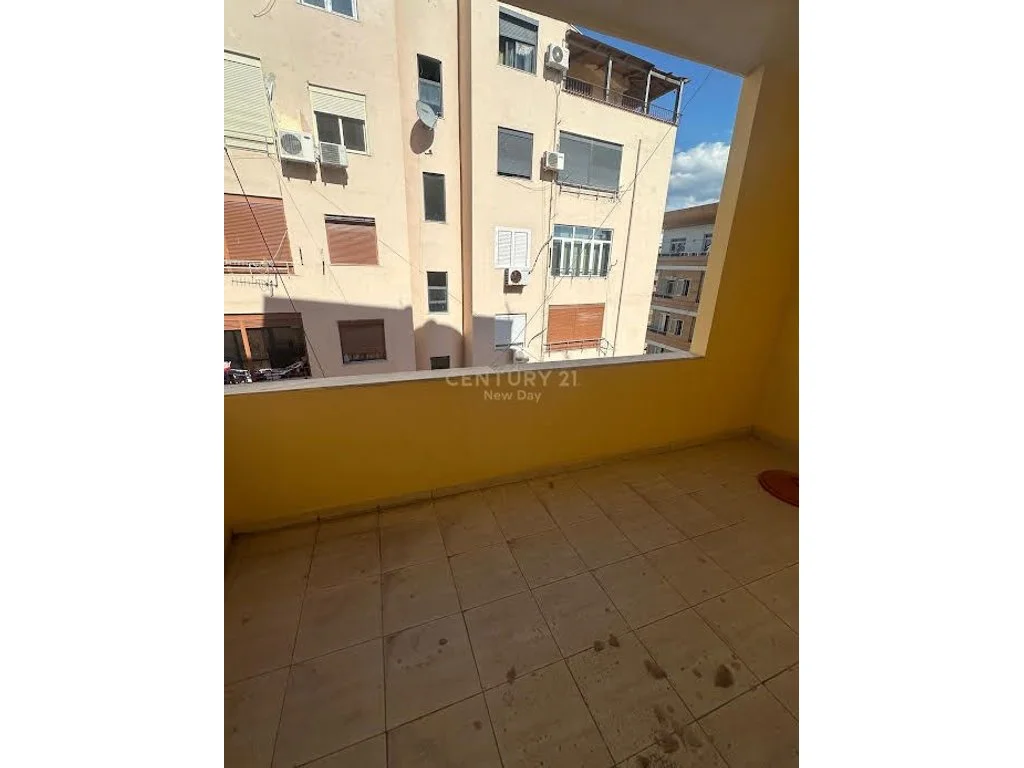 Apartamento 2+1 frente al mar en venta