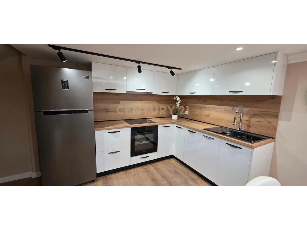Apartamento dúplex en venta con parking, playa, Durrës
