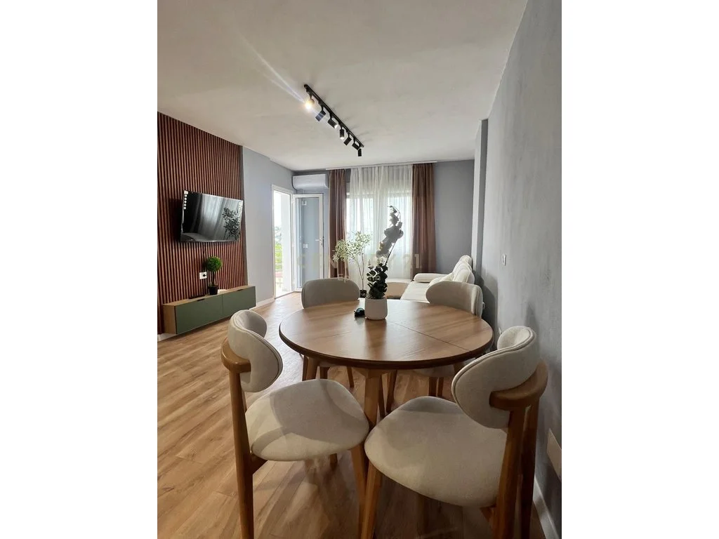 Apartamento 1+1 en venta en la playa