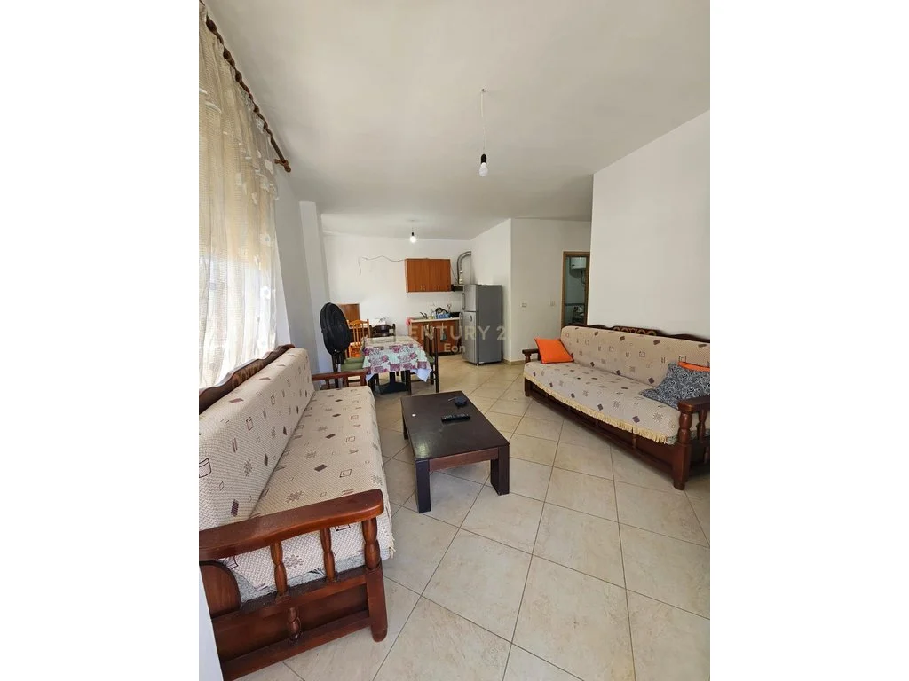 Apartamento 2+1 en venta en Plazh Iliria, Durrës