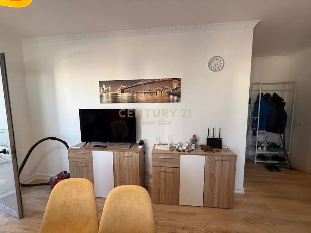 Apartamento 2+1 en venta cerca del complejo Florida