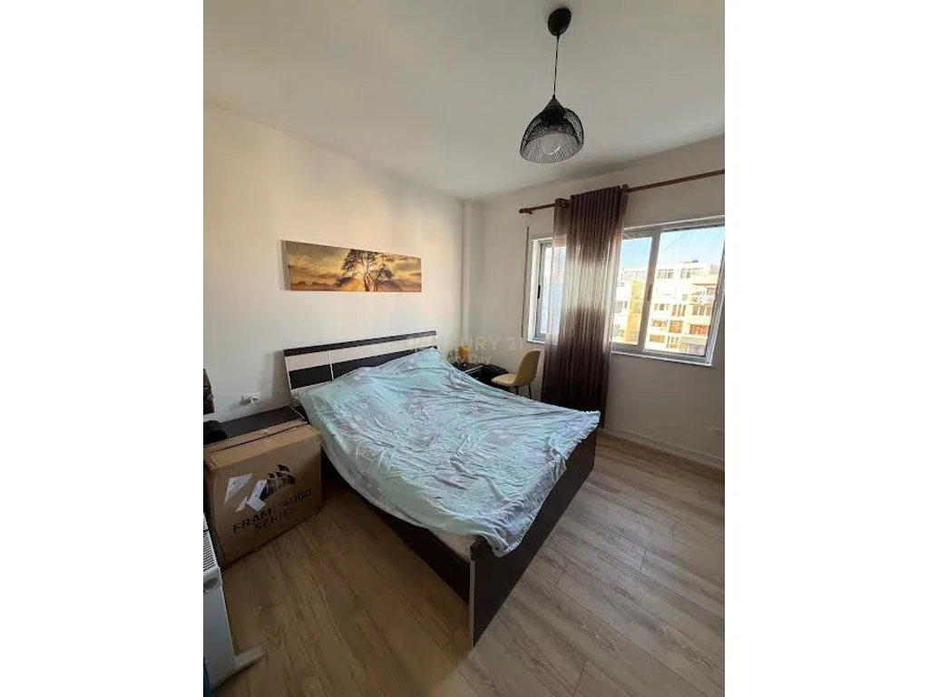 Apartamento 2+1 en venta cerca del complejo Florida