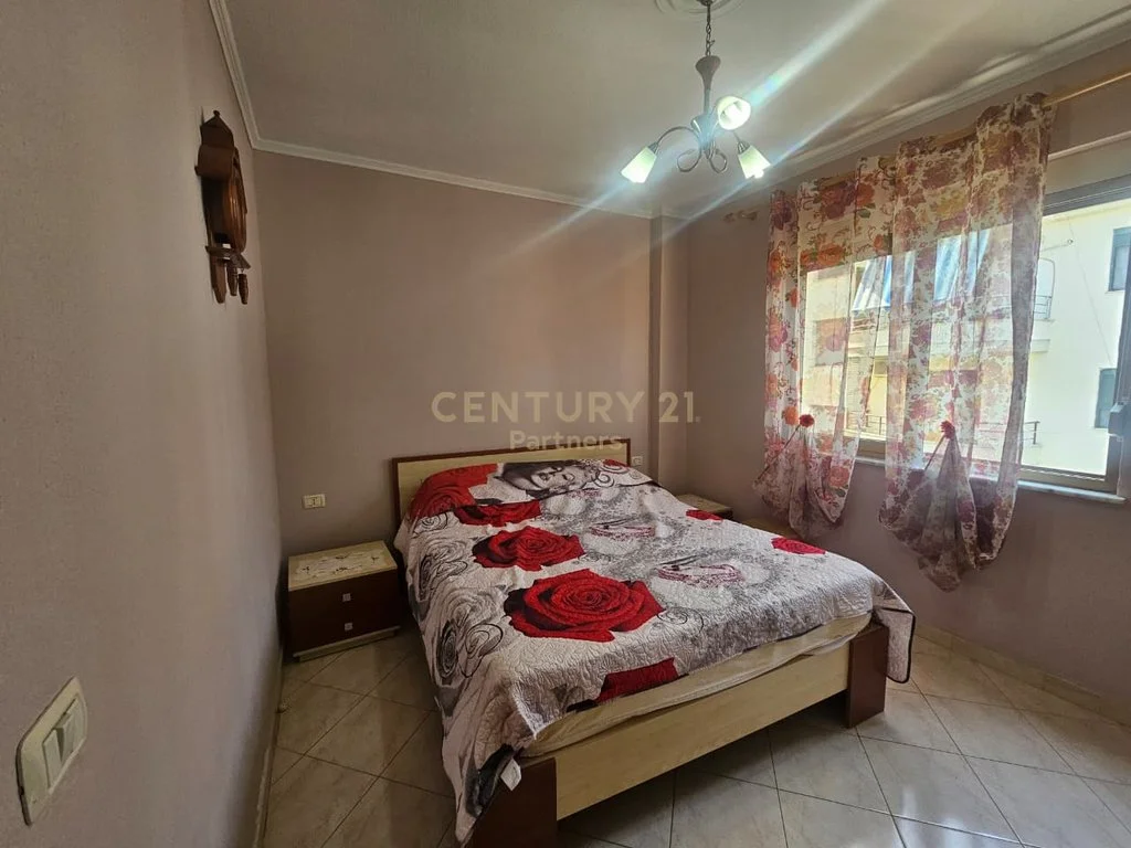 Apartamento 1+1 en venta en el complejo Alb Adriatik, Golem