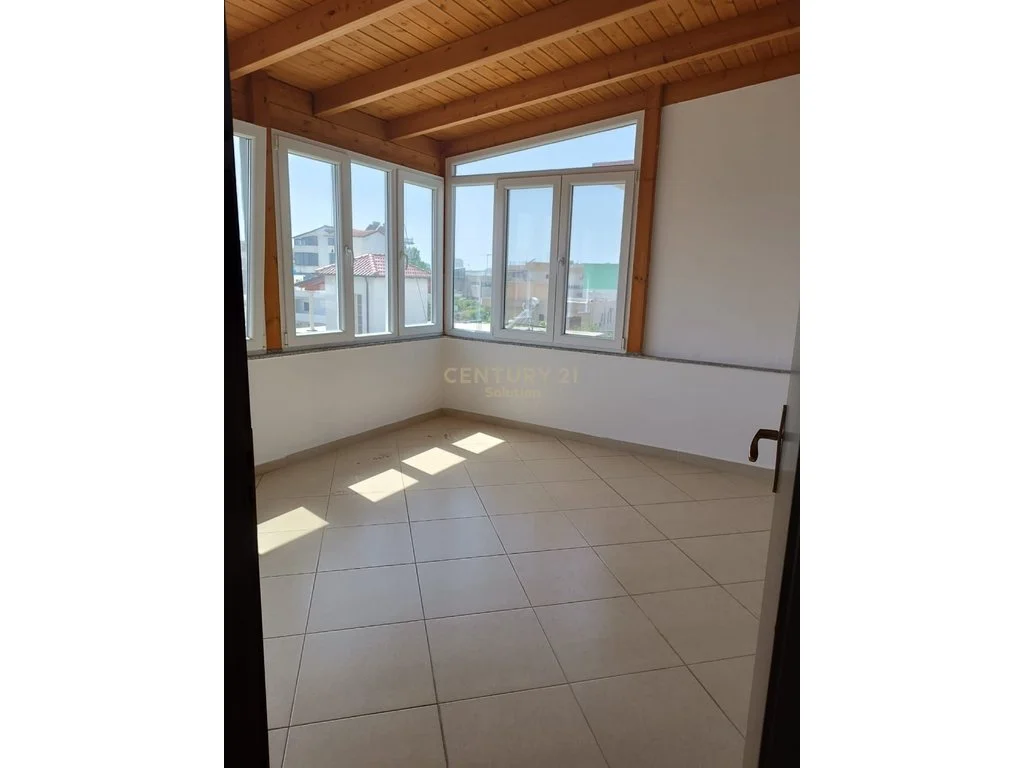 Apartamento 2+1 en venta cerca del puente Dajlani