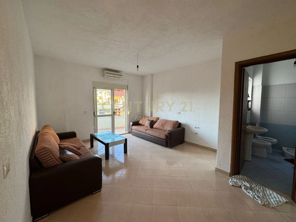 Apartamento 1+1 en venta en Shkëmbi i Kavajës, Durrës