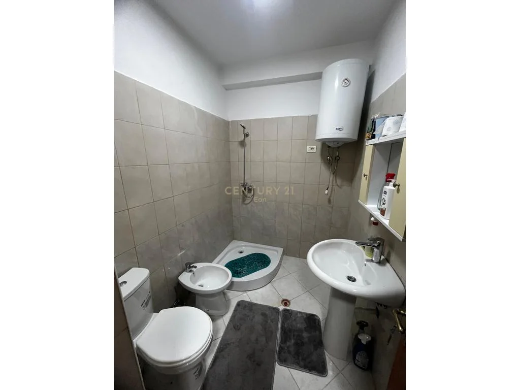 Apartamento 1+1 en Shkëmbi i Kavajës, Durrës