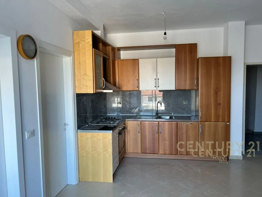 Apartamento 2+1 en venta en Qerret