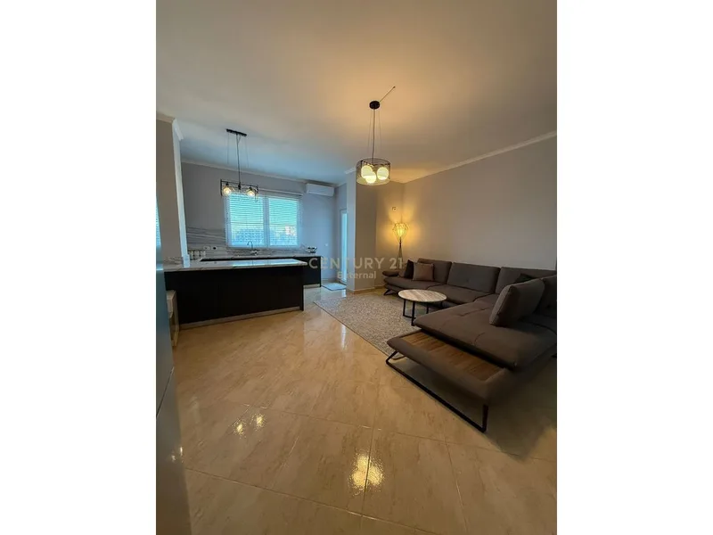 Apartamento 1+1 en venta en la playa de Golem