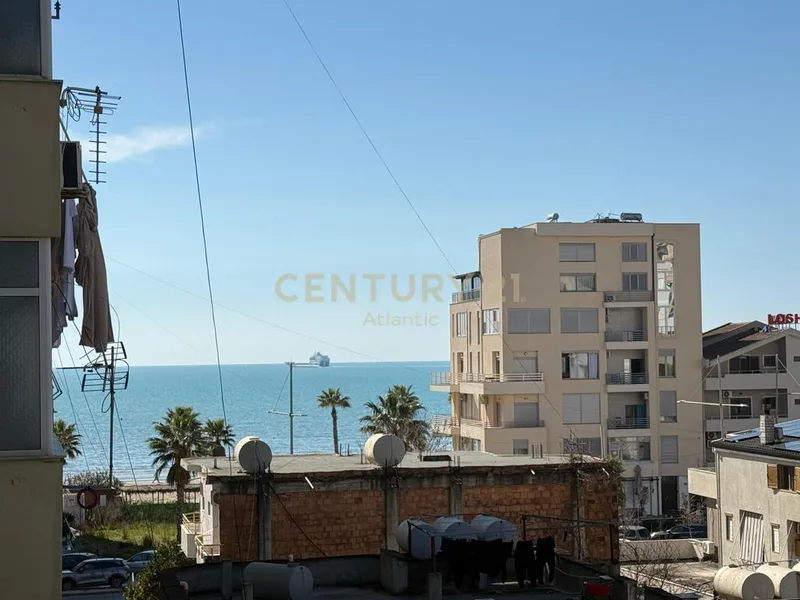 Apartamento de 2+2 habitaciones y 2 baños en venta en Rrota e Kuqe