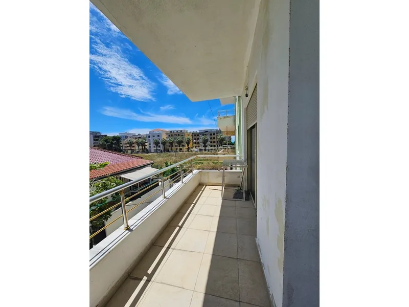 Apartamento 2+1 en venta en Plazh Iliria, Durrës