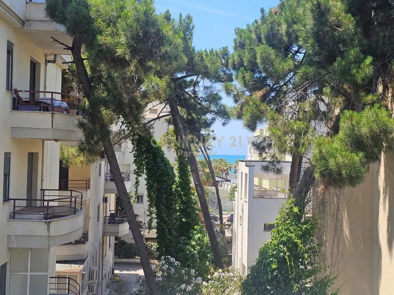 Appartement 1+1 à vendre dans le complexe Alb Adriatik, Golem