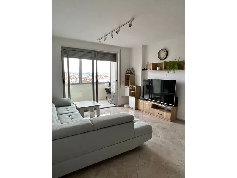 Appartement 2+1+2 à vendre près de l'ancienne URT, Durrës