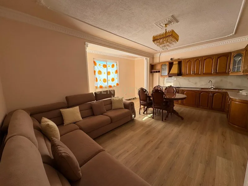 Apartamento 2+1, 2 balcones, en venta en el barrio No.6, Durrës - 176.469€ | 126 m²